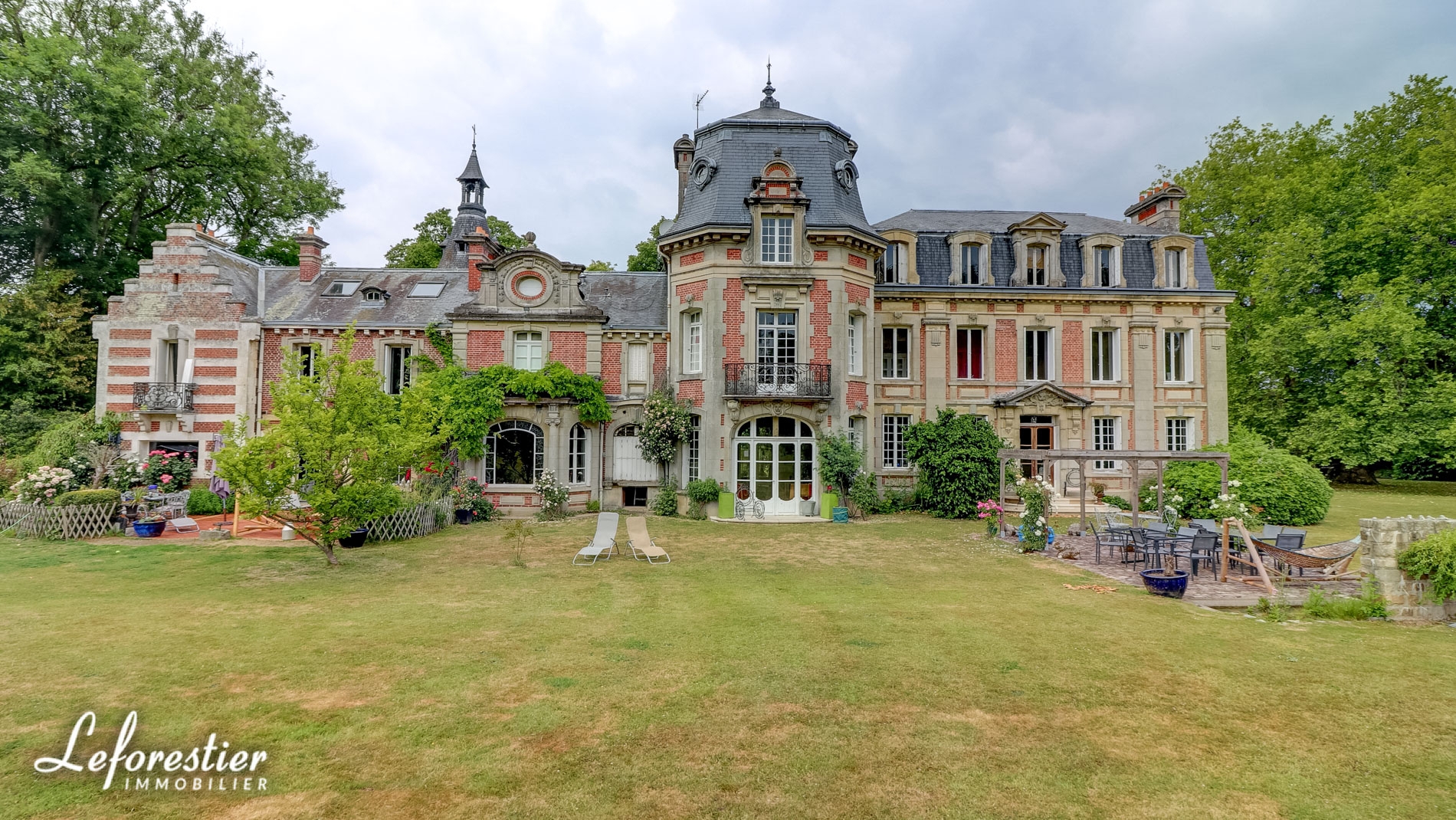 Magnifique château Napoléon III