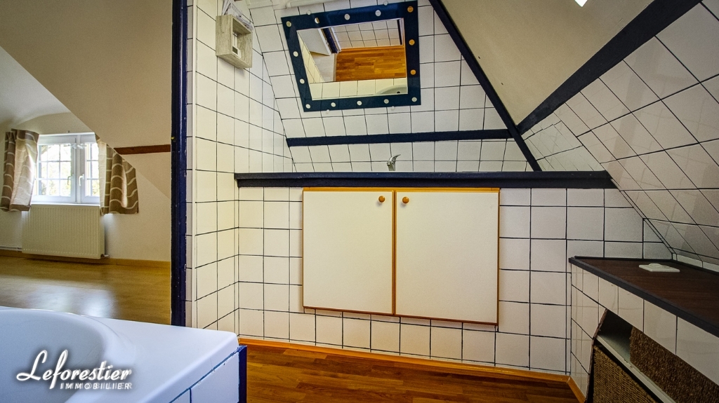 Jolie maison de campagne en vente en lisière d'un village