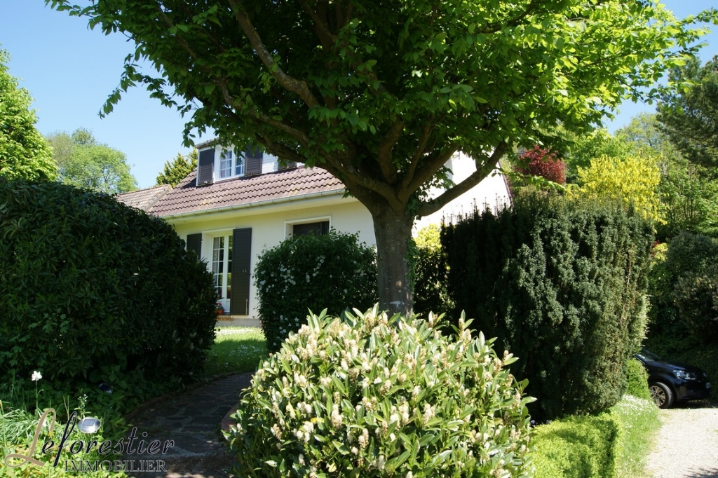 Maison de campagne à vendre dans la Vallée de la Varenne à 20 minutes de Dieppe