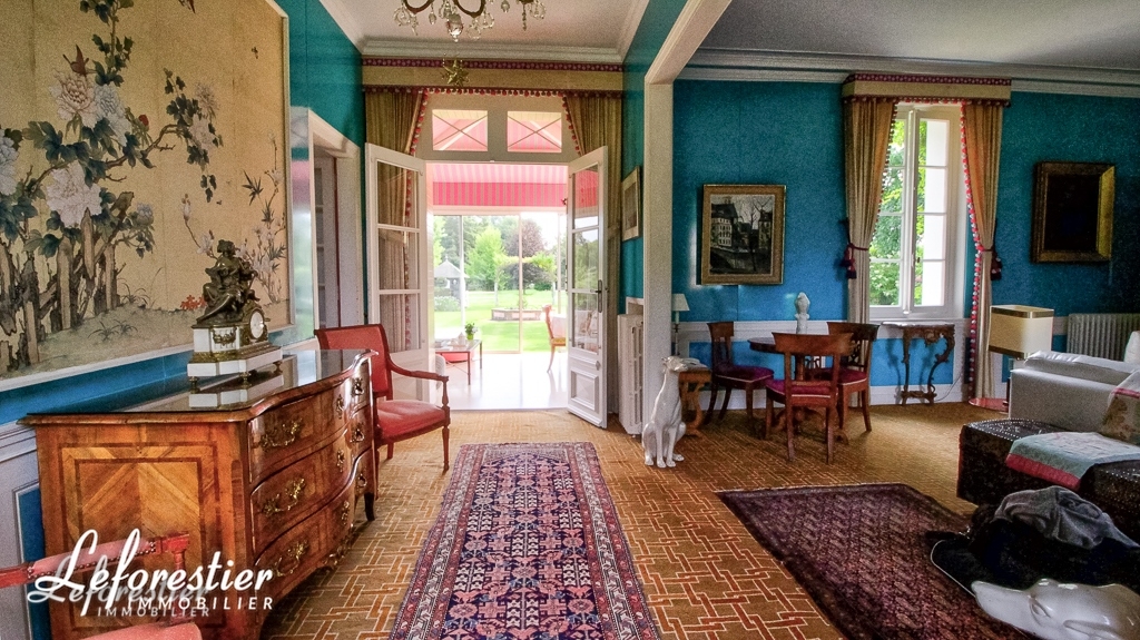 Maison de Maitre à vendre à proximité d'Arques la Bataille