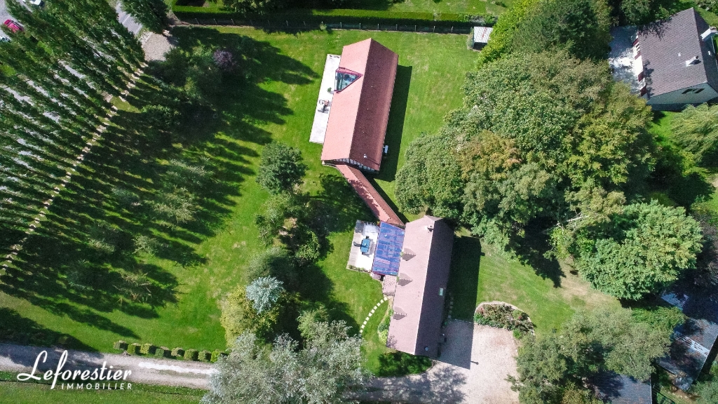 Maison Normande proche de Rouen restaurée avec piscine couverte