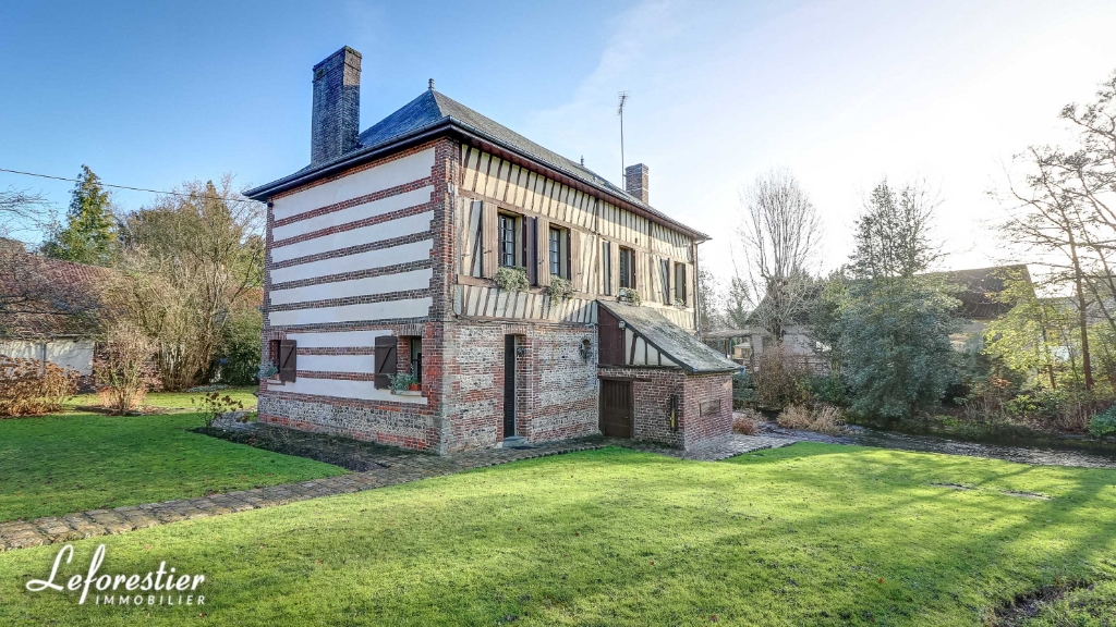 Ravissant moulin à vendre avec dépendances et prairies entre Dieppe et Paris
