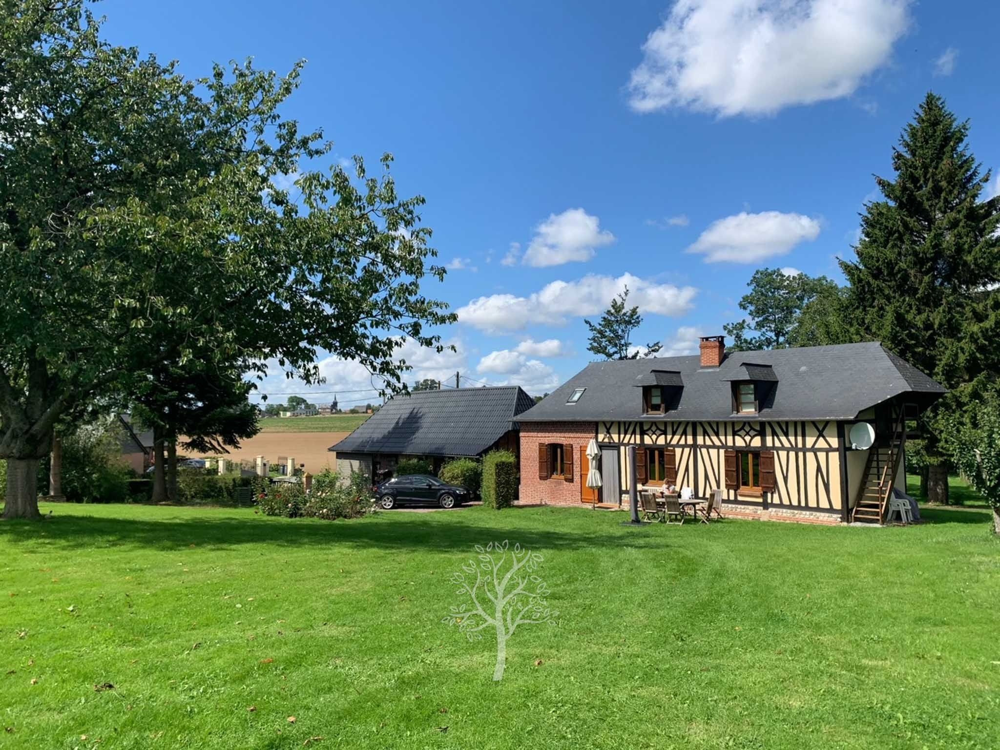 Propriété avec deux maisons à vendre en Normandie