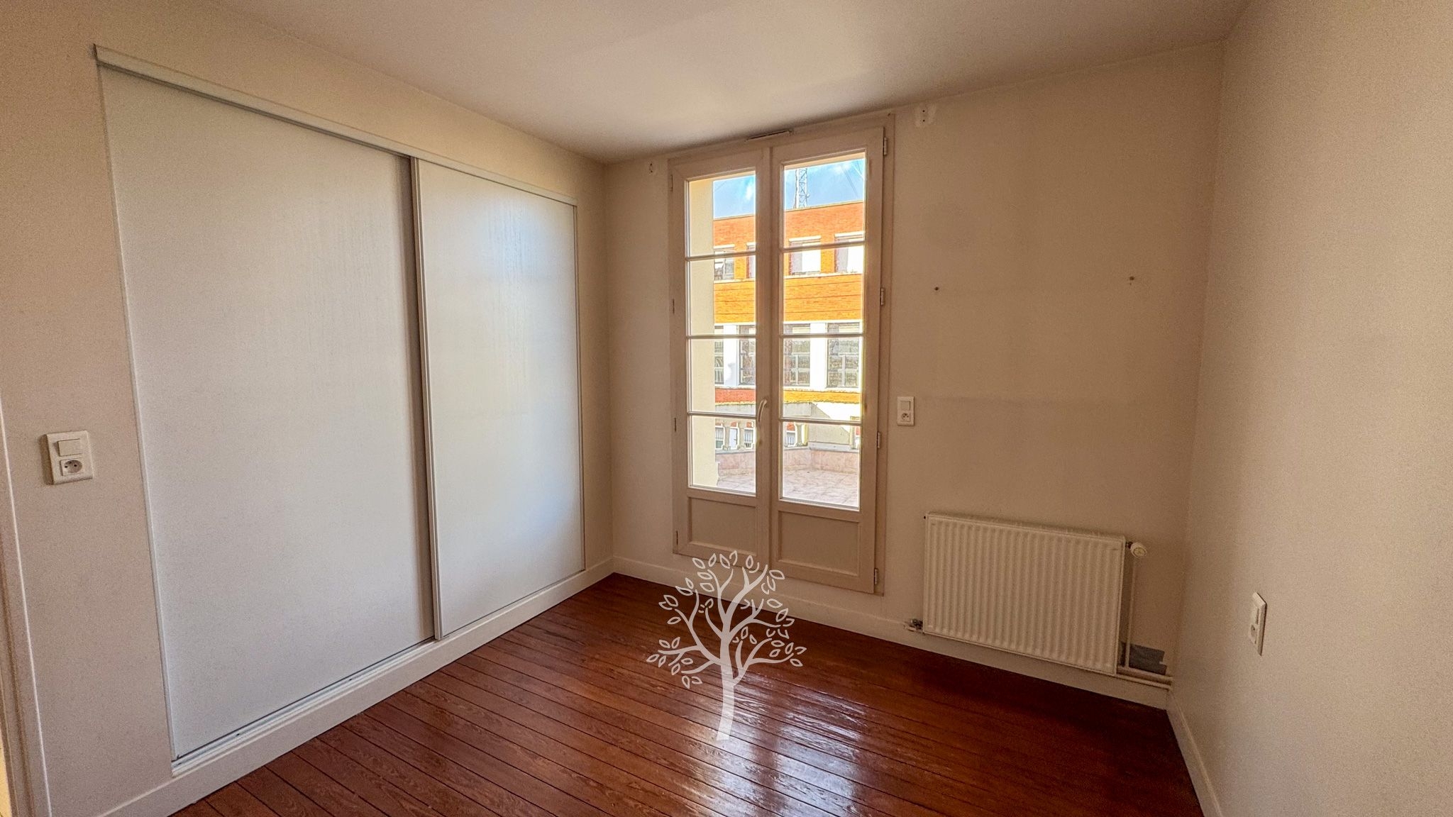 Appartement lumineux de 4 pièces avec ascenseur et terrasse à vendre à Dieppe